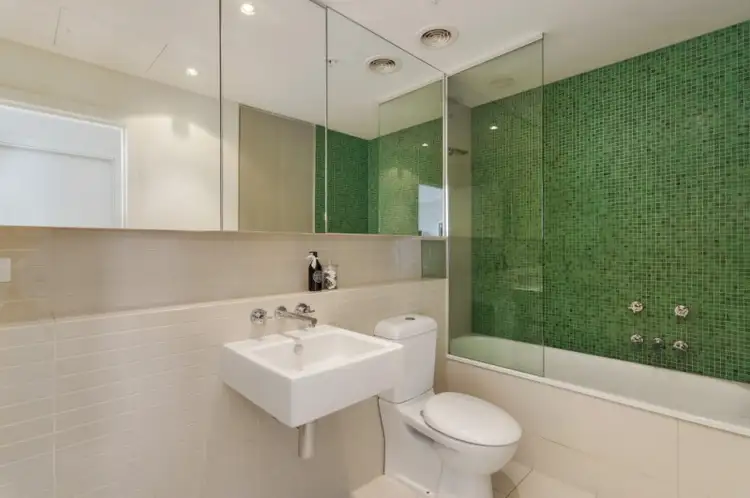 Fourth view of Homely apartment listing, 704/55 Queens Road, Melbourne VIC 3004