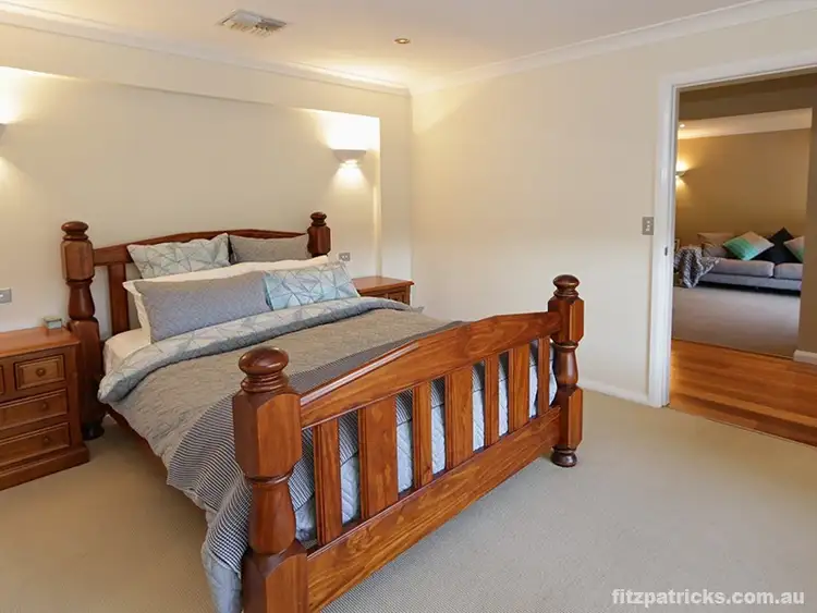 Sixth view of Homely house listing, 8 Lyndoch Place, Wagga Wagga NSW 2650