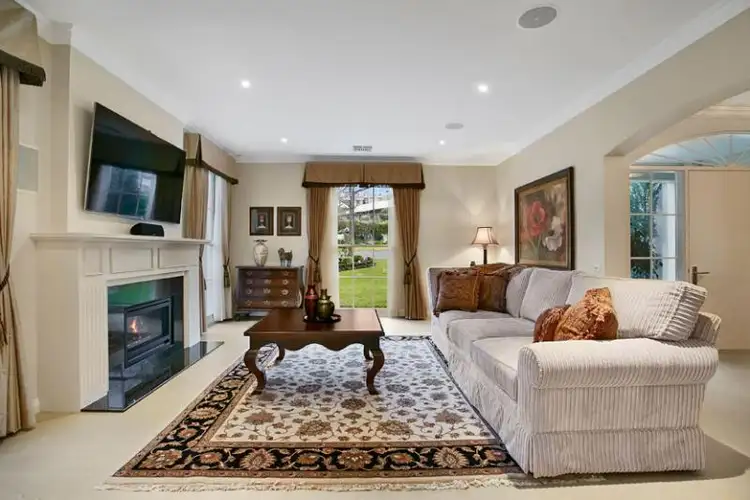 Second view of Homely house listing, 3 Delfi Court, Balwyn VIC 3103