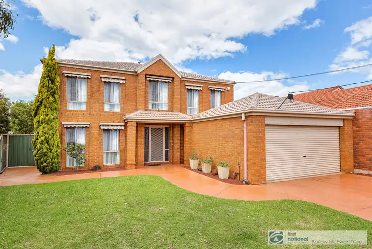 12 Ovington Place, Altona Meadows VIC 3028