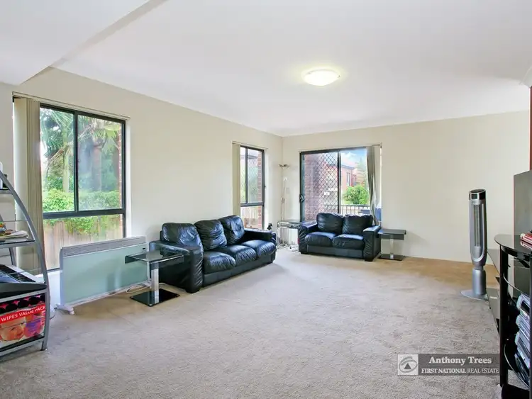 6/11 Pennnant Avenue, Denistone East NSW 2112