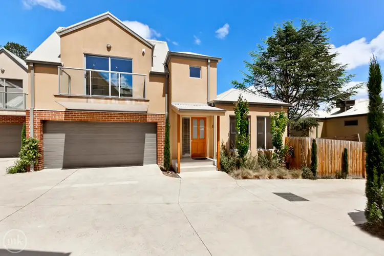 Main view of Homely townhouse listing, 2/1443 Main Road, Eltham VIC 3095