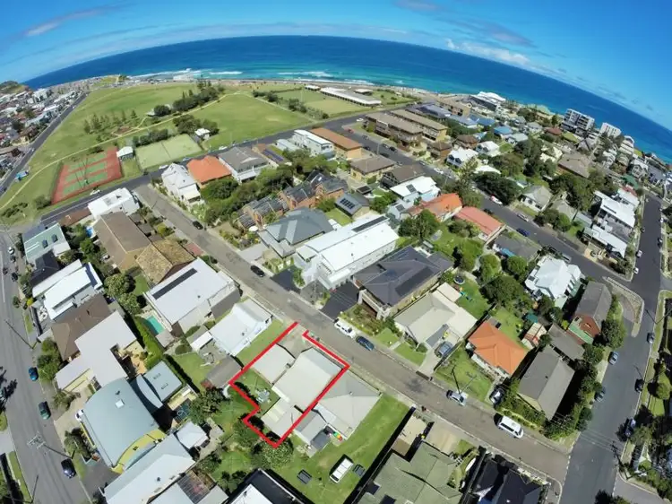 20 Buchanan Street, Merewether NSW 2291