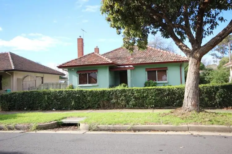 10 Yewers Street, Sunshine VIC 3020