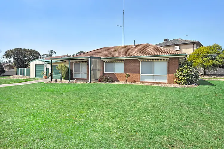 4 Caldwell Street, Mitchell Park VIC 3355