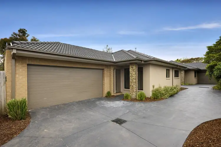 2/79 Kananook Avenue, Seaford VIC 3198