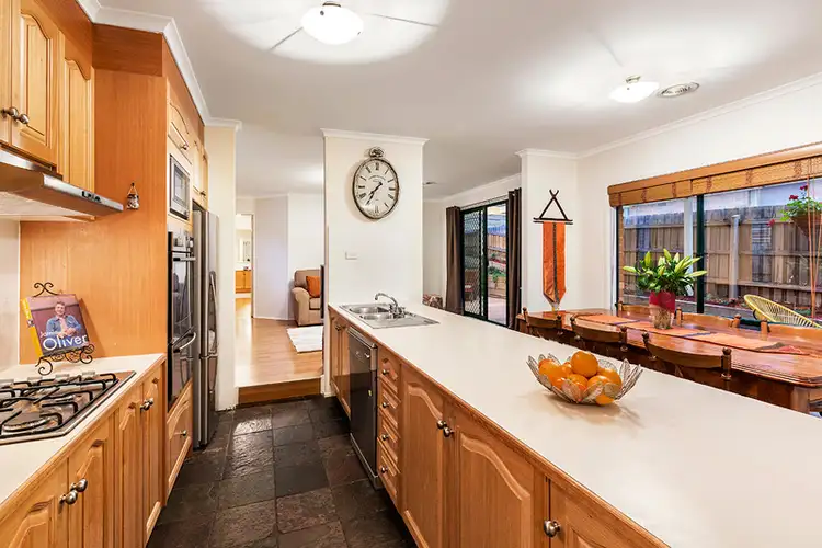 Fifth view of Homely house listing, 17 Corbie Way, Yallambie VIC 3085