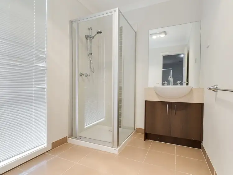 Sixth view of Homely house listing, 4 Champion Court, Truganina VIC 3029