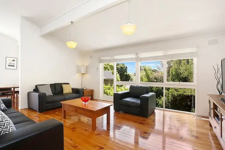 Fifth view of Homely house listing, 4 Crisp Court, Vermont VIC 3133