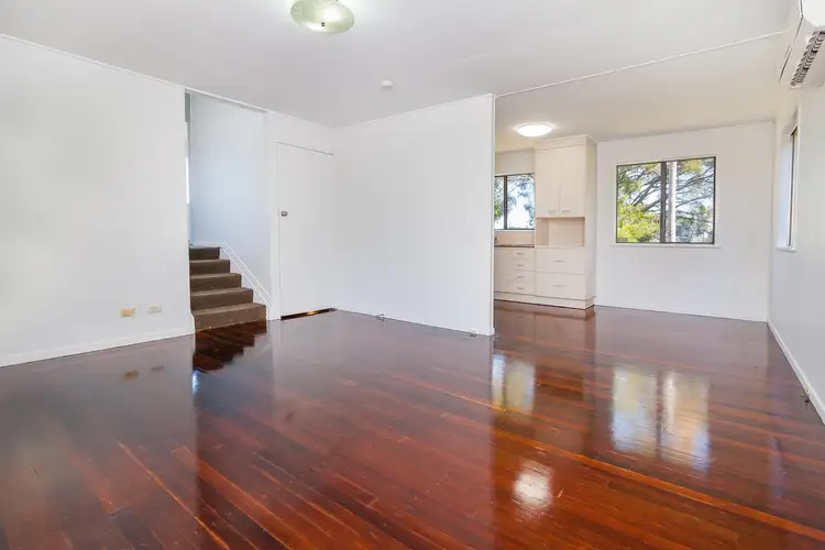 Sixth view of Homely house listing, 8 Bellhaven Drive, Bundamba QLD 4304