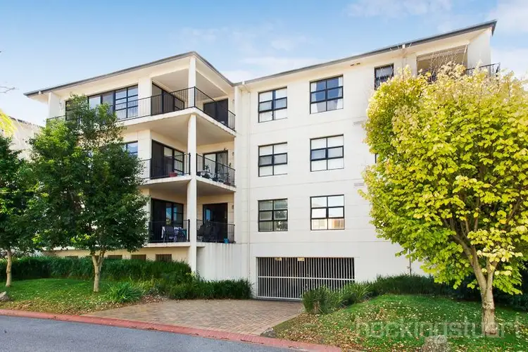 9/1 Conservatory Drive, Burwood VIC 3125