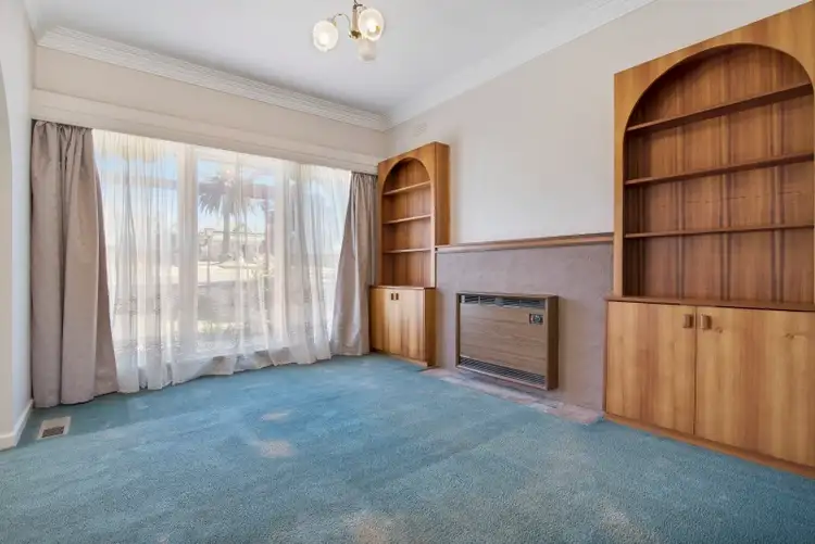 Fifth view of Homely house listing, 23 Spring Gully Road, Quarry Hill VIC 3550