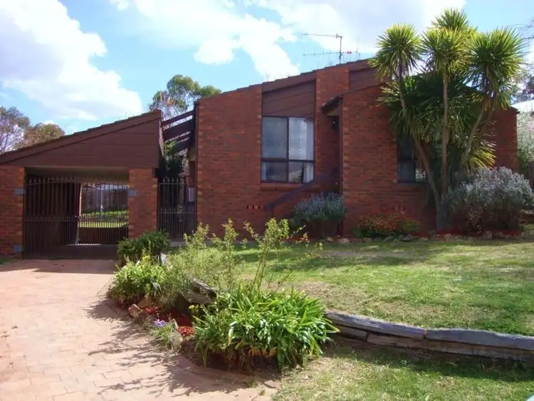 10 Cousins Place, Windradyne NSW 2795