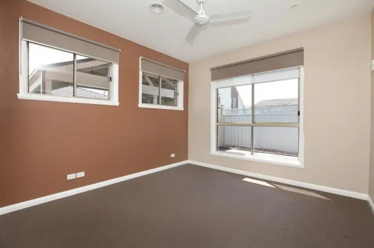 Fifth view of Homely townhouse listing, 27A Arnside Crescent, Westmeadows VIC 3049