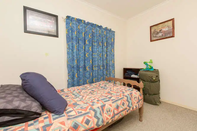 Sixth view of Homely unit listing, 1/2 Peter Close, Red Cliffs VIC 3496