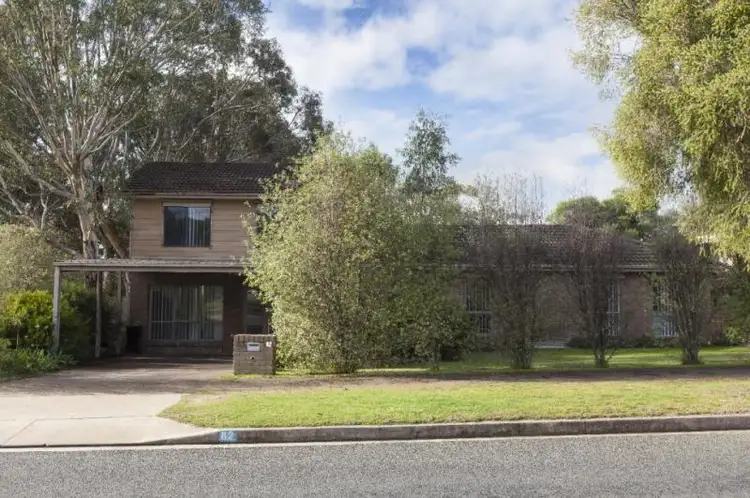 82 Banfield Street, Ararat VIC 3377