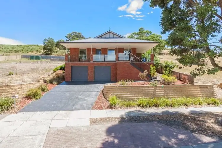 37 Lorikeet Crescent, Whittlesea VIC 3757