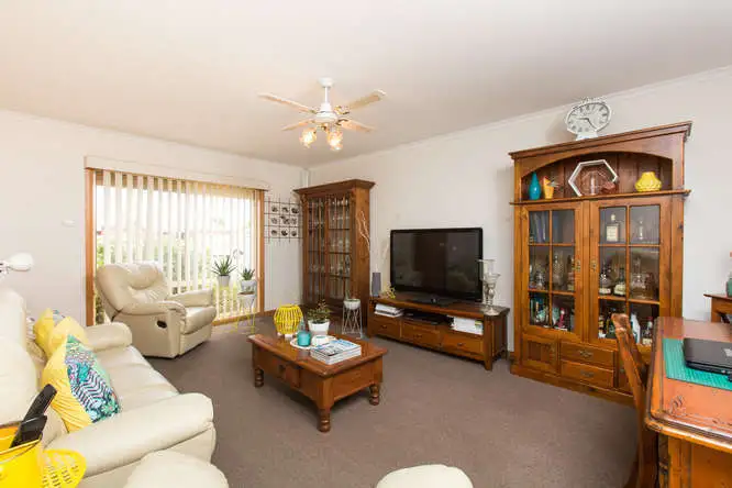 Third view of Homely townhouse listing, 498 Ontario Avenue, Mildura VIC 3500