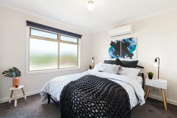 Fifth view of Homely townhouse listing, 2/175 Henry Street, Greensborough VIC 3088