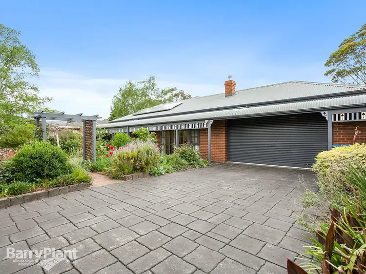 13 Chedworth Court, Kilsyth South VIC 3137