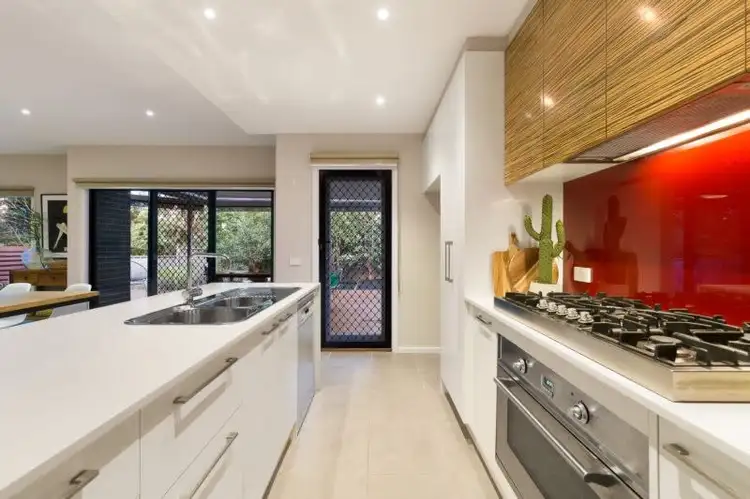 Fifth view of Homely house listing, 4 Sun Dew Close, Greensborough VIC 3088