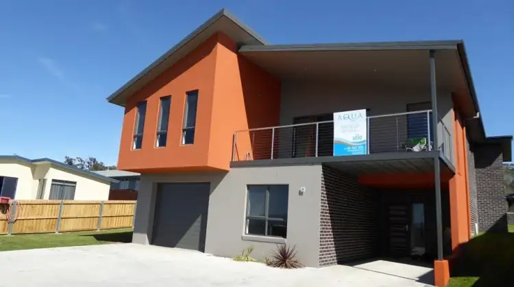 6 Flinders Lane, Bridport TAS 7262