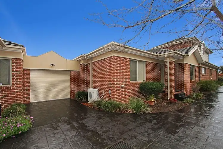 2/121 Hickford Street, Reservoir VIC 3073