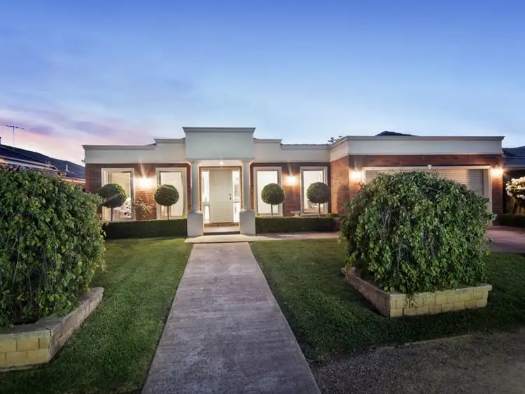 21 Cootamundra Court, Werribee VIC 3030