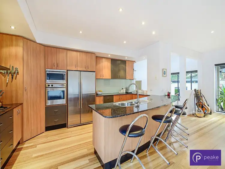 Seventh view of Homely house listing, 11 Jomary Court, Berwick VIC 3806
