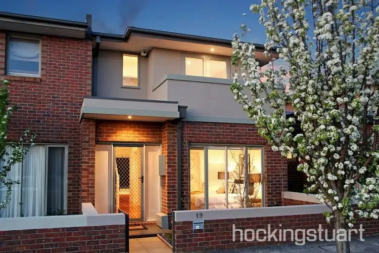 19 Highview Road, Bentleigh East VIC 3165