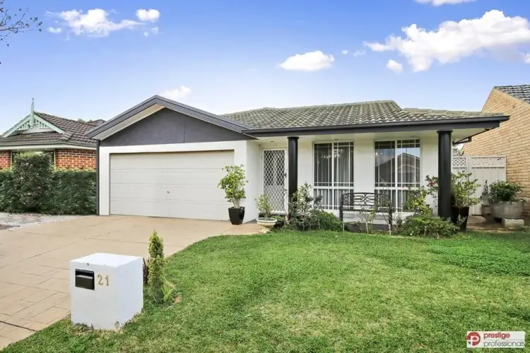 21 Martindale Court, Wattle Grove NSW 2173