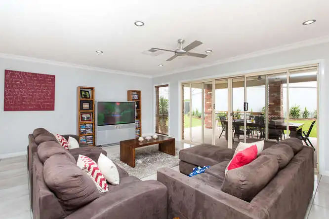 Fifth view of Homely house listing, 5 Begg Court, Red Cliffs VIC 3496