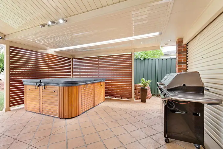 Fifth view of Homely house listing, 8 Prairie Glen, Claremont Meadows NSW 2747