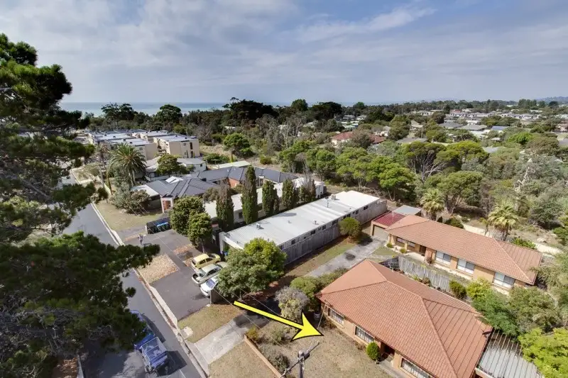 Main view of Homely house listing, 1/9 Chatfield Ave, Rosebud West VIC 3940