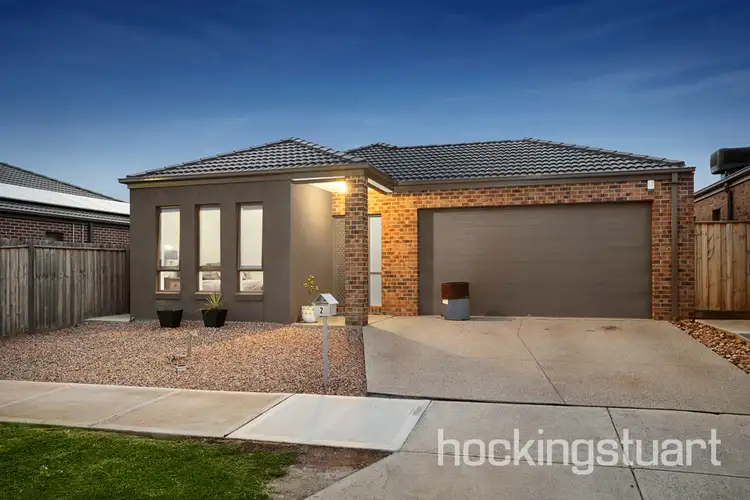 2 Ferdinand Place, Melton West VIC 3337