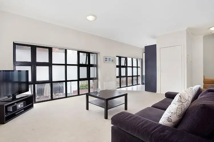 15/18 Ireland Street, West Melbourne VIC 3003