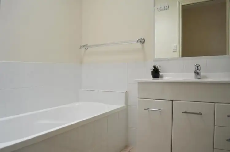 Sixth view of Homely house listing, 5/14 Uniplaza Court, Kearneys Spring QLD 4350