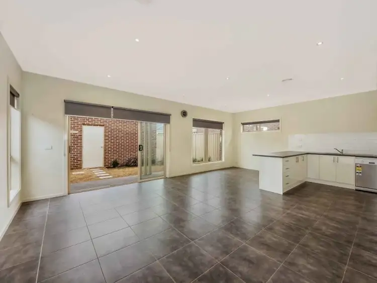 Third view of Homely unit listing, 1/12 Henry Street, St Albans VIC 3021
