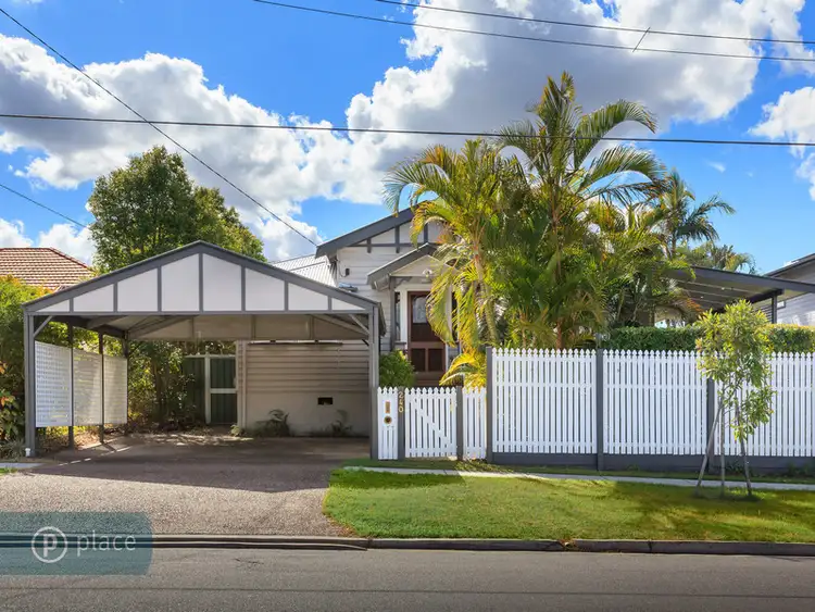 240 Long Street East, Graceville QLD 4075
