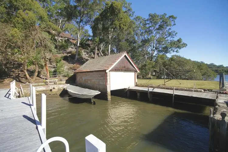 Fifth view of Homely house listing, 11 Stuart Close, Illawong NSW 2234