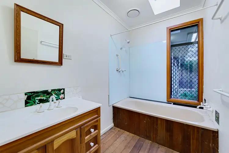 Fourth view of Homely house listing, 2 Bishop Avenue, Diamond Creek VIC 3089