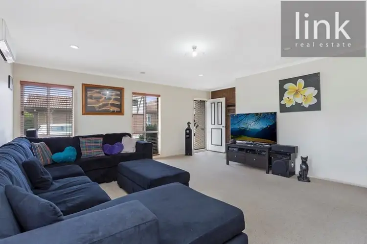 Second view of Homely townhouse listing, 1/525 Hovell Street, Albury NSW 2640