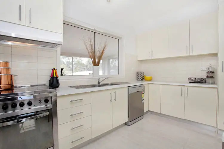 Fourth view of Homely house listing, 5 Dundalk Street, Sunshine VIC 3020