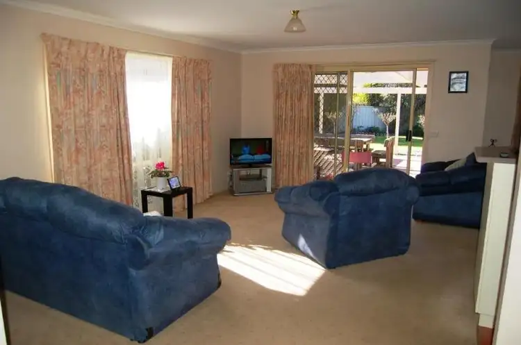 Fifth view of Homely house listing, 1 Andrews Court, Moama NSW 2731