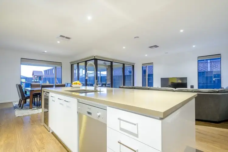 Sixth view of Homely house listing, 8 Sherwood Street, Tarneit VIC 3029