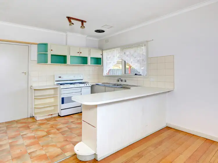 Sixth view of Homely house listing, 10 Coral Street, Frankston VIC 3199