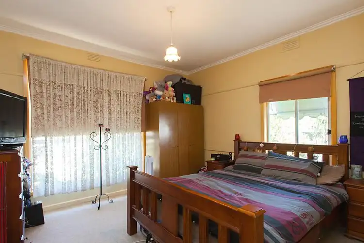 Sixth view of Homely house listing, 17 Tulip Crescent, Wendouree VIC 3355