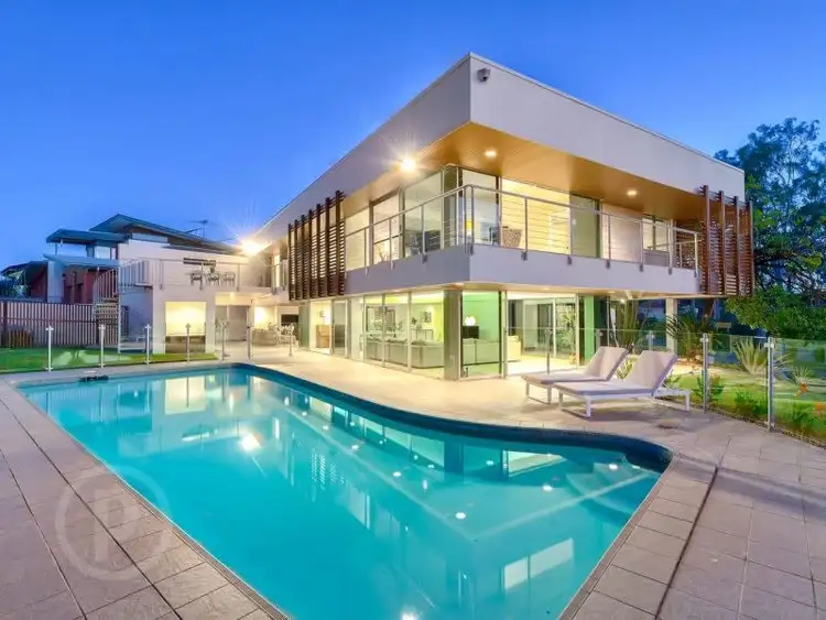 65 Solar Street, Coorparoo QLD 4151