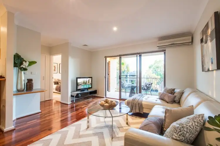 Second view of Homely house listing, 25/27 Piccadilly Circle, Joondalup WA 6027