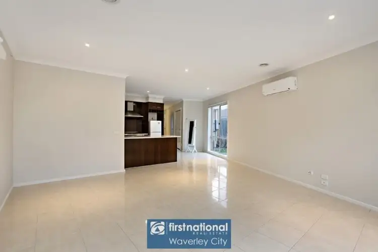 Third view of Homely townhouse listing, 5B Templeman Court, Aspendale Gardens VIC 3195